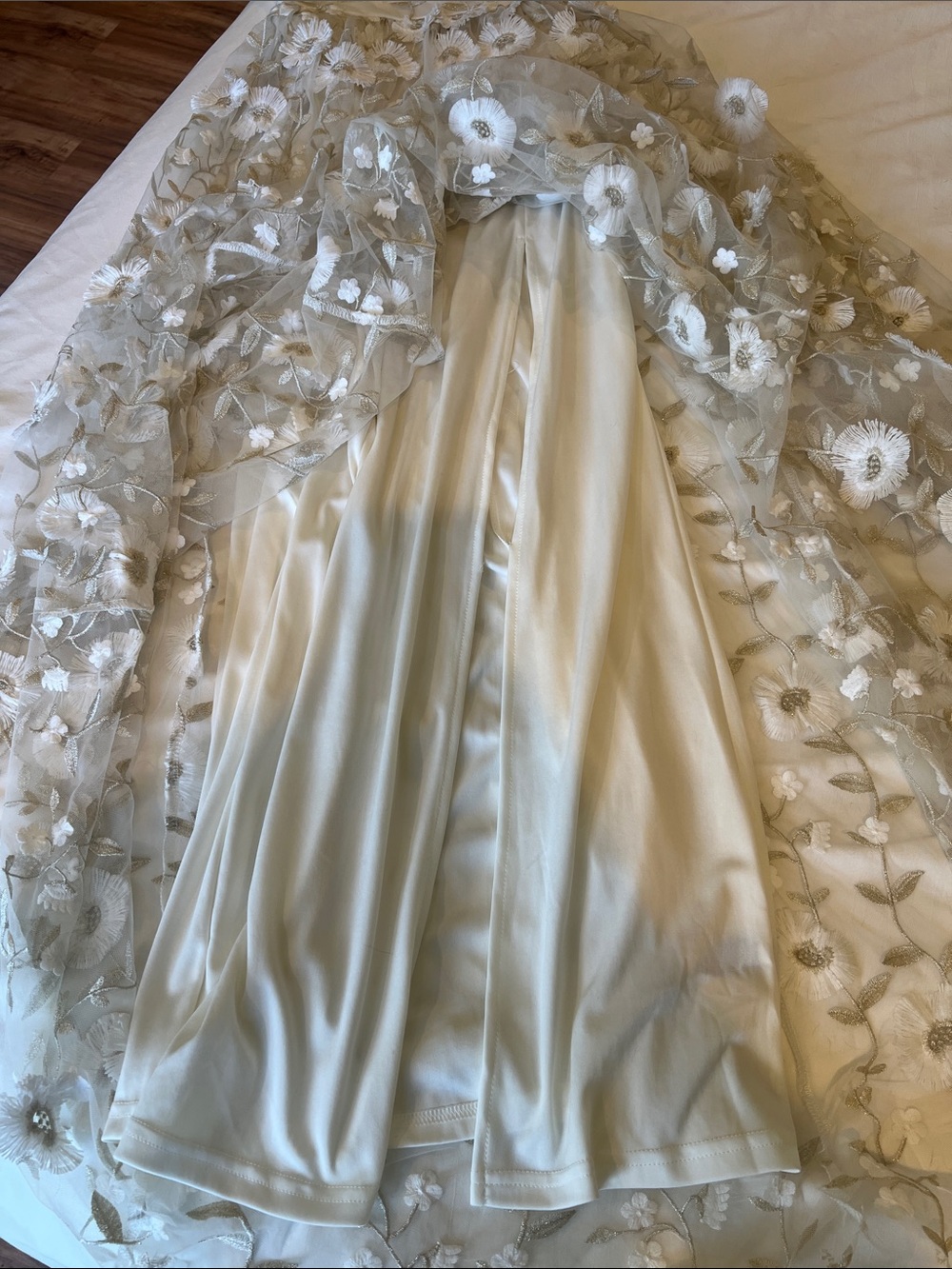 Altar’d State Floral Bridal Tulle Gown with Appliqué Flowers - Picture 6 of 7